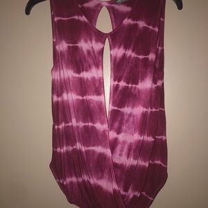 Sleeveless Tie-Dye Blouse with Scoop Waistline